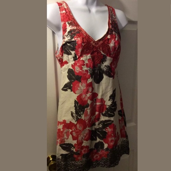 FREE PEOPLE Red Floral Dress Embroidered Details Gray Ivory Shift Sheath Cotton - Picture 3 of 8